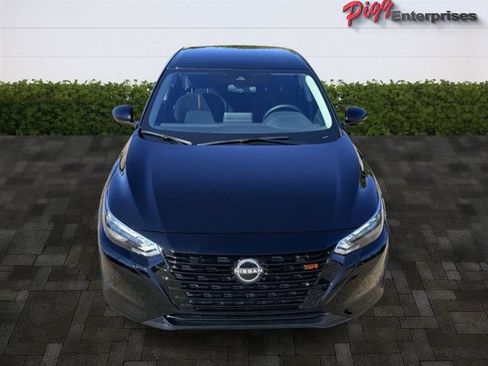 Used 2025 Nissan Sentra SR w/ Midnight Edition image 8