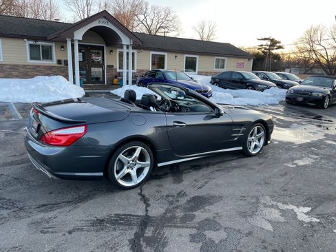 Used 2013 Mercedes-Benz SL 550 image 36