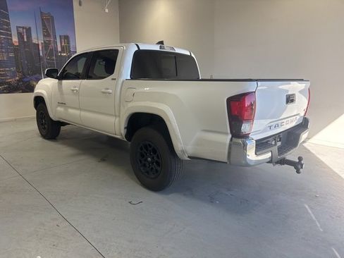 Used 2020 Toyota Tacoma SR5 image 8