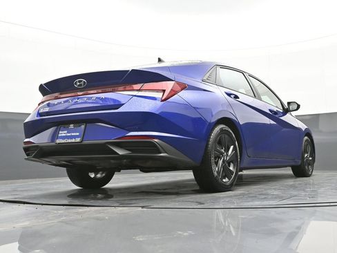 Used 2021 Hyundai Elantra SEL w/ Convenience Package image 40