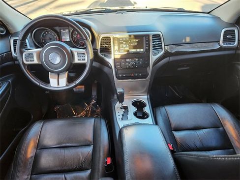 Used 2013 Jeep Grand Cherokee Laredo image 23