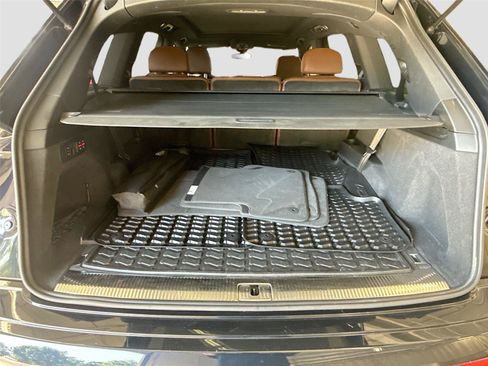 Used 2017 Audi Q7 3.0T Prestige AWD/4WD image 27