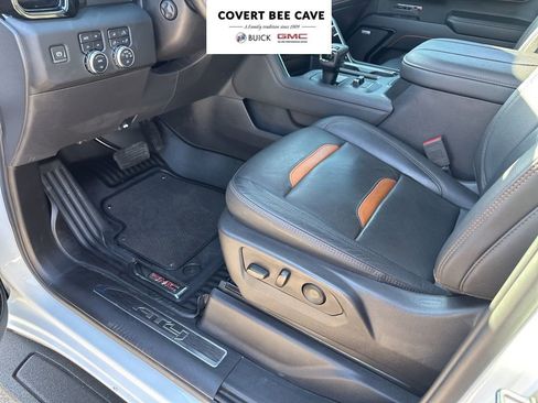 Used 2024 GMC Sierra 1500 AT4 w/ Technology Package image 30