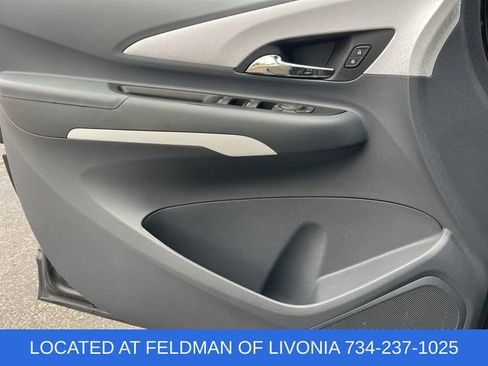 Used 2020 Chevrolet Bolt Premier w/ Infotainment Package image 21
