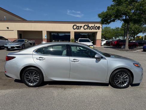 Used 2018 Lexus ES 350 w/ Navigation System Package FWD image 6