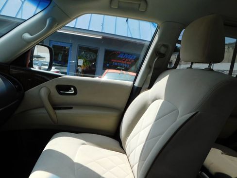 Used 2017 Nissan Armada SV image 31