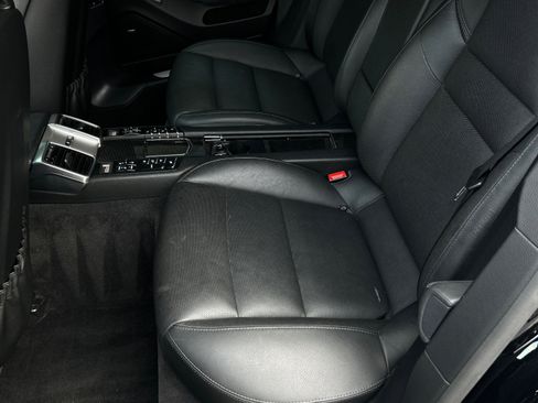 Used 2015 Porsche Panamera 4S image 99