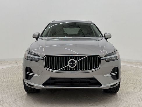Used 2023 Volvo XC60 T8 Ultimate AWD/4WD image 6