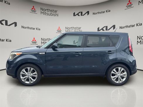 Used 2015 Kia Soul + FWD image 4