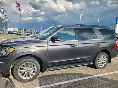 Used 2021 Ford Expedition XLT AWD/4WD image 1