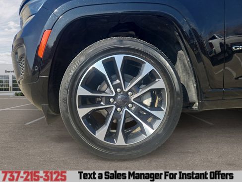 Used 2022 Jeep Grand Cherokee Overland image 14