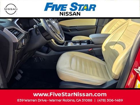 Used 2020 Ford Edge SEL FWD image 5