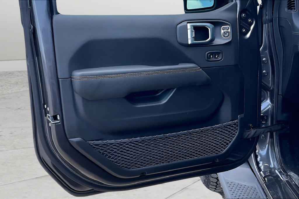 New 2026 Jeep Wrangler Unlimited Sahara AWD/4WD image 14