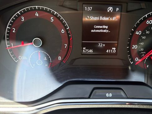 Used 2019 Volkswagen Jetta SE w/ Cold Weather Package FWD image 19