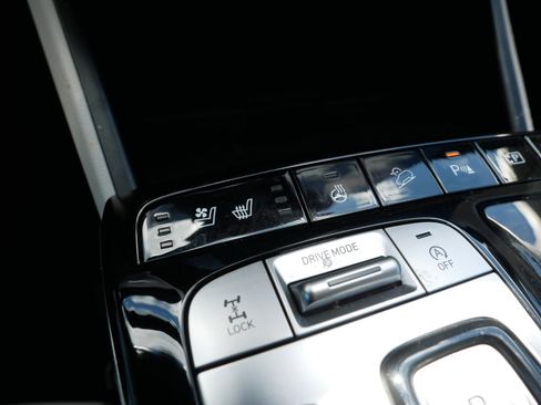 Certified 2023 Hyundai Tucson Limited AWD/4WD image 28