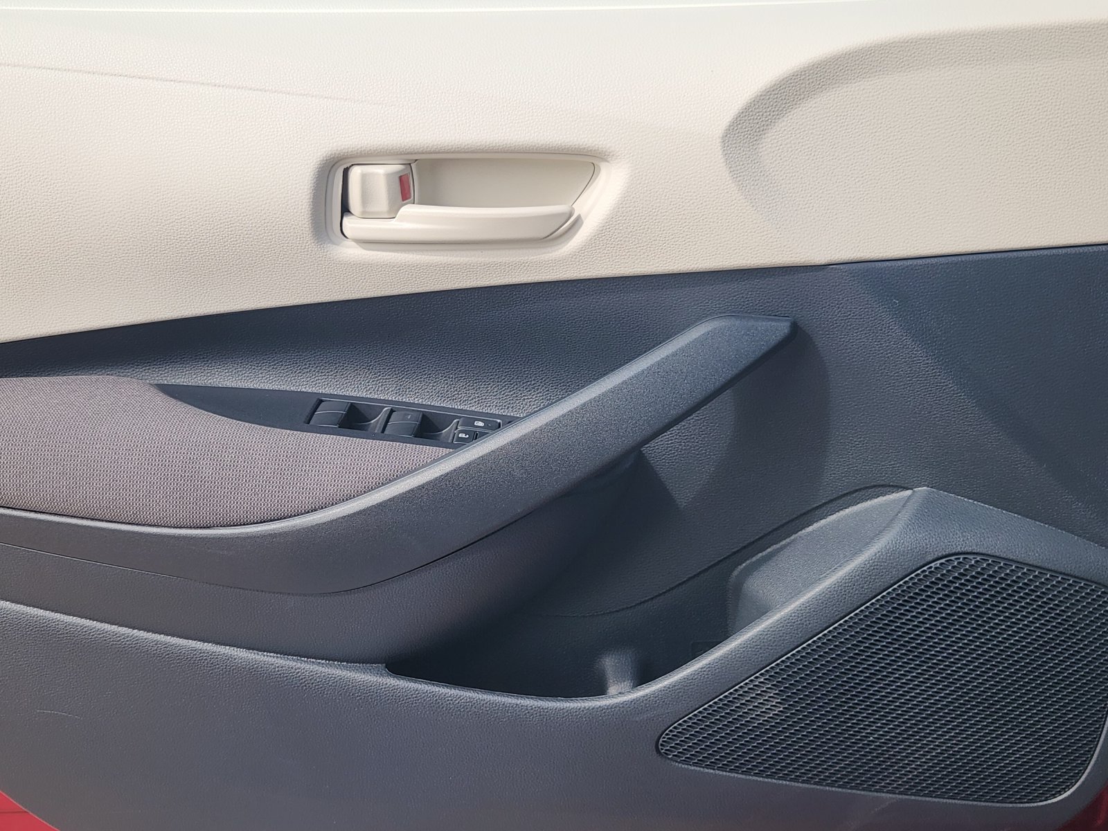 New 2027 Toyota Corolla LE FWD image 21