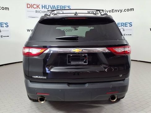 Used 2019 Chevrolet Traverse LT FWD image 5
