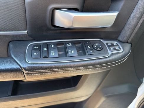 Used 2024 RAM 2500 Lone Star image 9