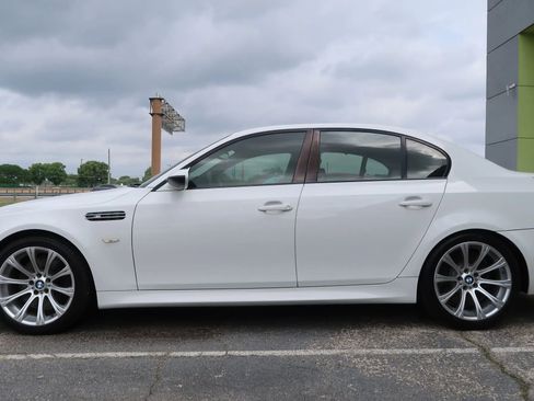 Used 2008 BMW M5 RWD image 7