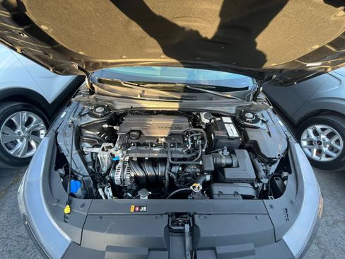 Used 2025 Kia K4 FWD image 32