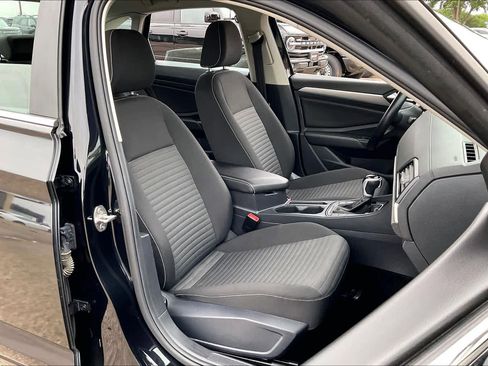 Used 2024 Volkswagen Jetta S FWD image 9