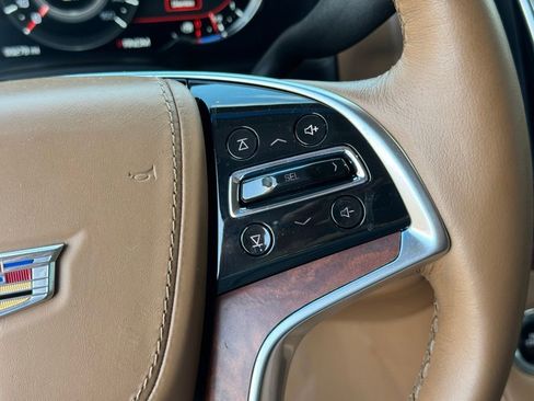 Used 2016 Cadillac Escalade Platinum AWD/4WD image 19