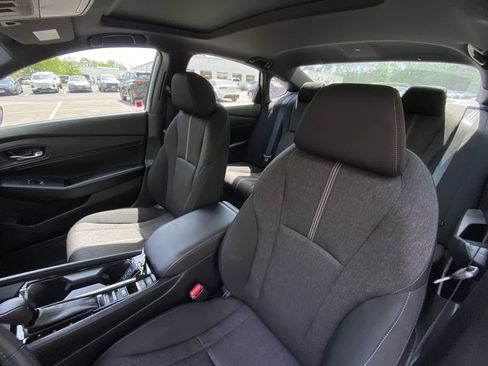 Used 2023 Honda Accord Sport image 18