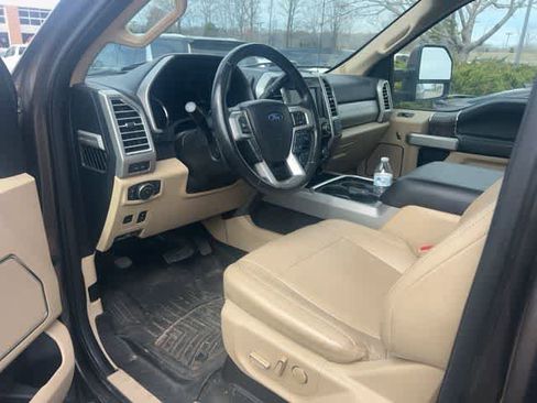 Used 2017 Ford F350 Lariat w/ Lariat Ultimate Package image 2