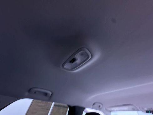 Used 2021 Chevrolet TrailBlazer LT image 38