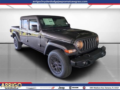 New 2025 Jeep Gladiator Sport