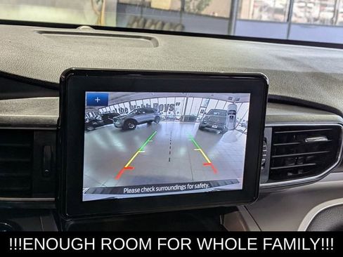 Used 2022 Ford Explorer XLT w/ Equipment Group 202A image 33