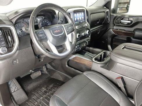 Used 2021 GMC Sierra 2500 SLT w/ SLT Preferred Package AWD/4WD image 15