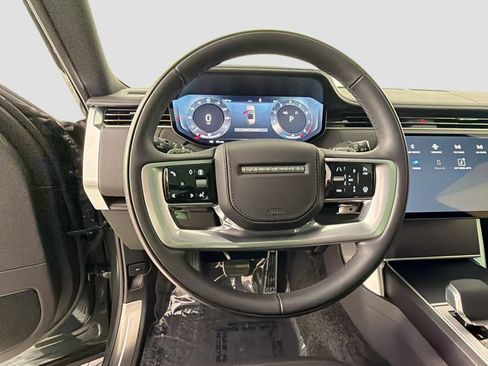 Used 2026 Land Rover Range Rover SE AWD/4WD image 11