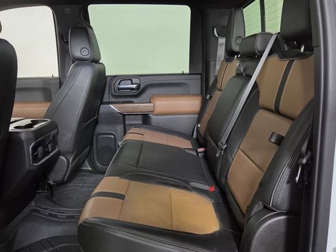 Used 2020 Chevrolet Silverado 2500 High Country w/ Z71 Off-Road Package AWD/4WD image 28