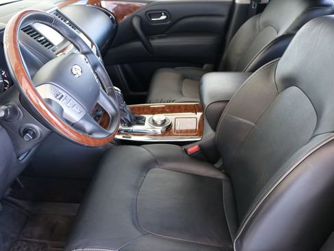 Used 2019 INFINITI QX80 Luxe w/ Proassist Package image 18