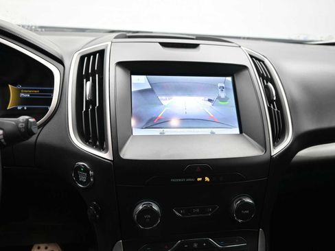 Used 2020 Ford Edge SEL w/ Convenience Package image 17