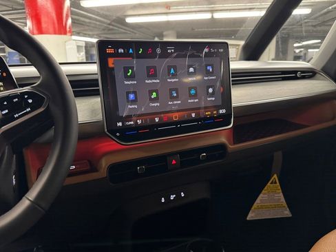 New 2025 Volkswagen ID. Buzz Pro S image 28