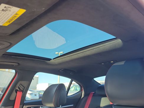 Used 2022 Genesis G70 3.3T w/ Sport Prestige Package image 34