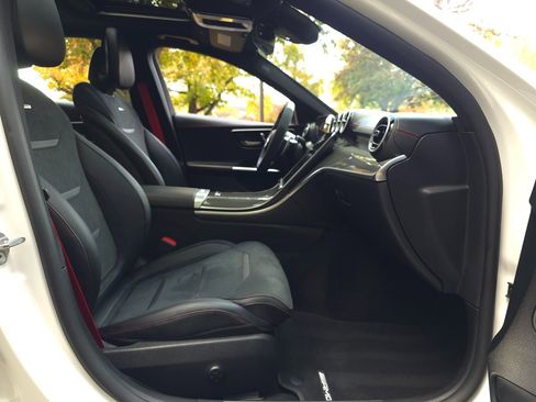 Used 2023 Mercedes-Benz C 43 AMG 4MATIC Sedan image 22