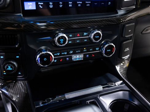 Used 2025 Ford F150 Lariat w/ Equipment Group 501A Mid image 44