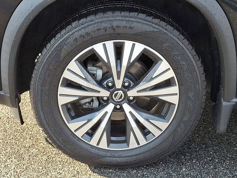 Used 2021 Nissan Rogue SV image 28