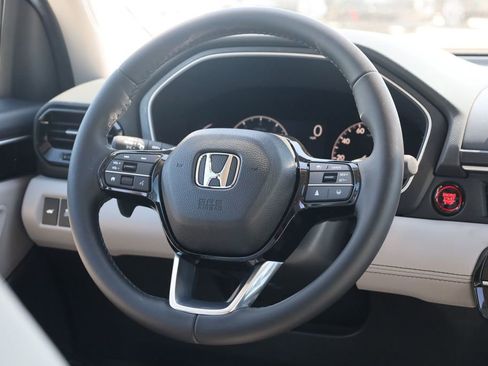 New 2025 Honda Pilot EX-L image 29