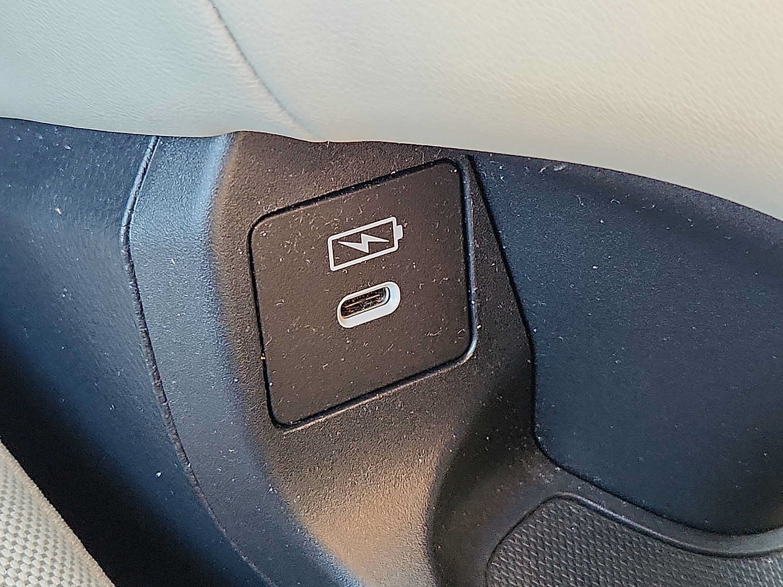 Certified 2024 Honda HR-V LX image 26
