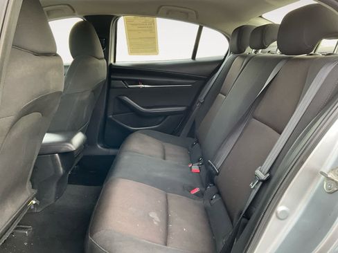 Used 2019 MAZDA MAZDA3 Sedan image 23