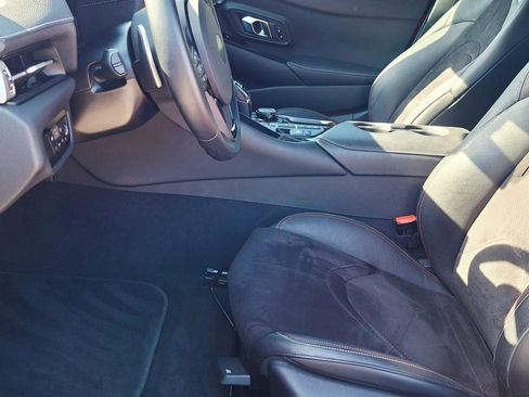 Used 2022 Toyota Supra w/ Safety & Technology Package RWD image 10