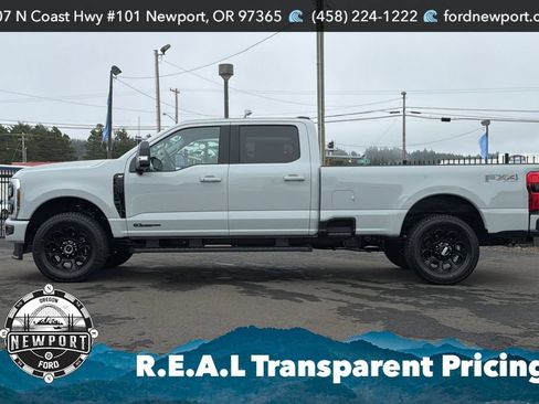 New 2026 Ford F250 XLT w/ XLT Premium Package AWD/4WD image 7