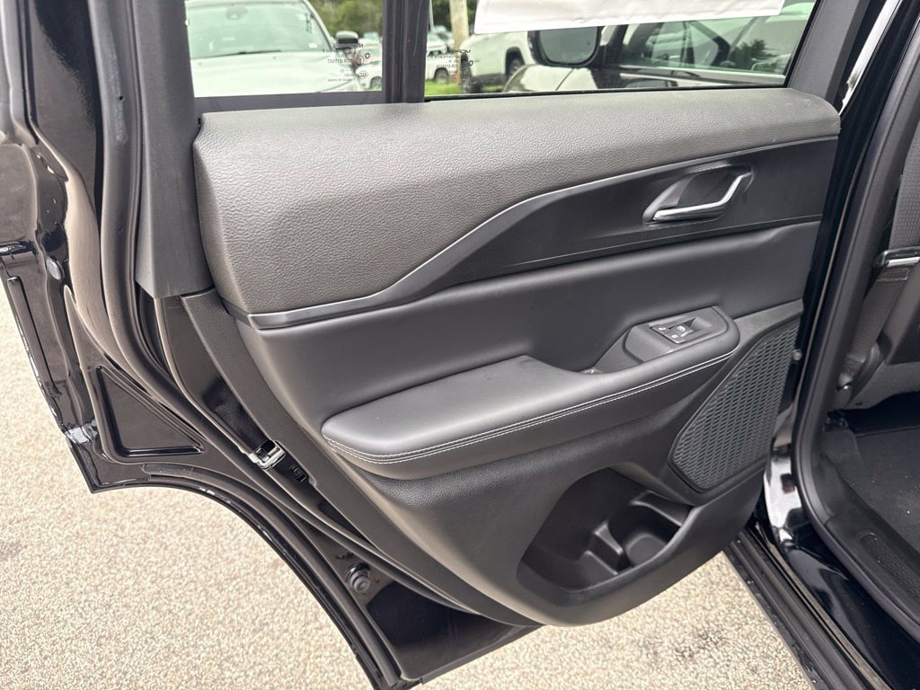 New 2027 Jeep Grand Cherokee Laredo X AWD/4WD image 22