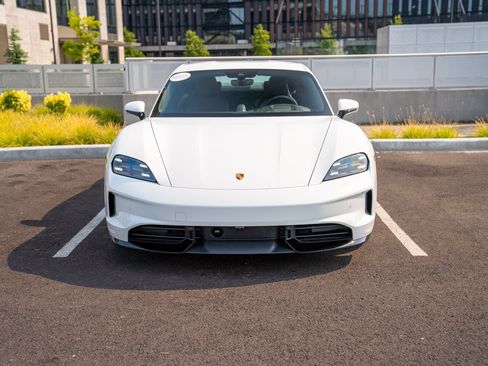 Certified 2025 Porsche Taycan 4S AWD/4WD image 6