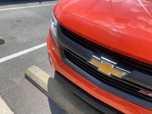 Used 2019 Chevrolet Colorado Z71 AWD/4WD image 4