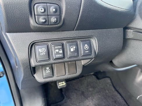 Used 2013 Nissan Leaf S w/ Charger Pkg image 11